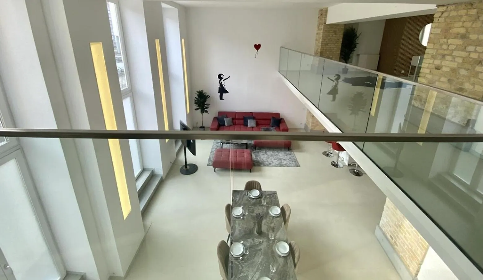 Loft With Pool Table, Kitchen Island & Gallery Berlin