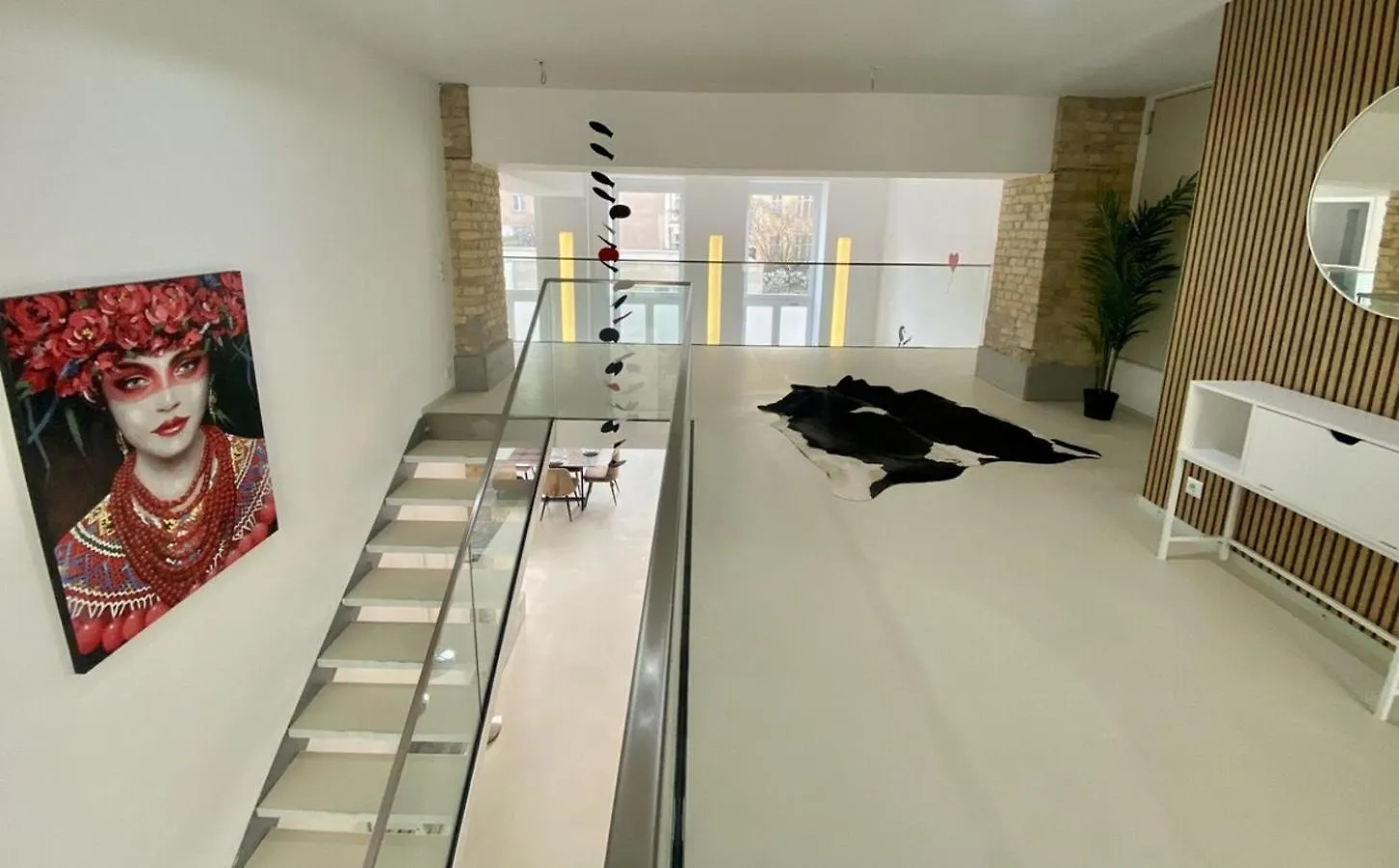Lejlighed Loft With Pool Table, Kitchen Island & Gallery Berlin