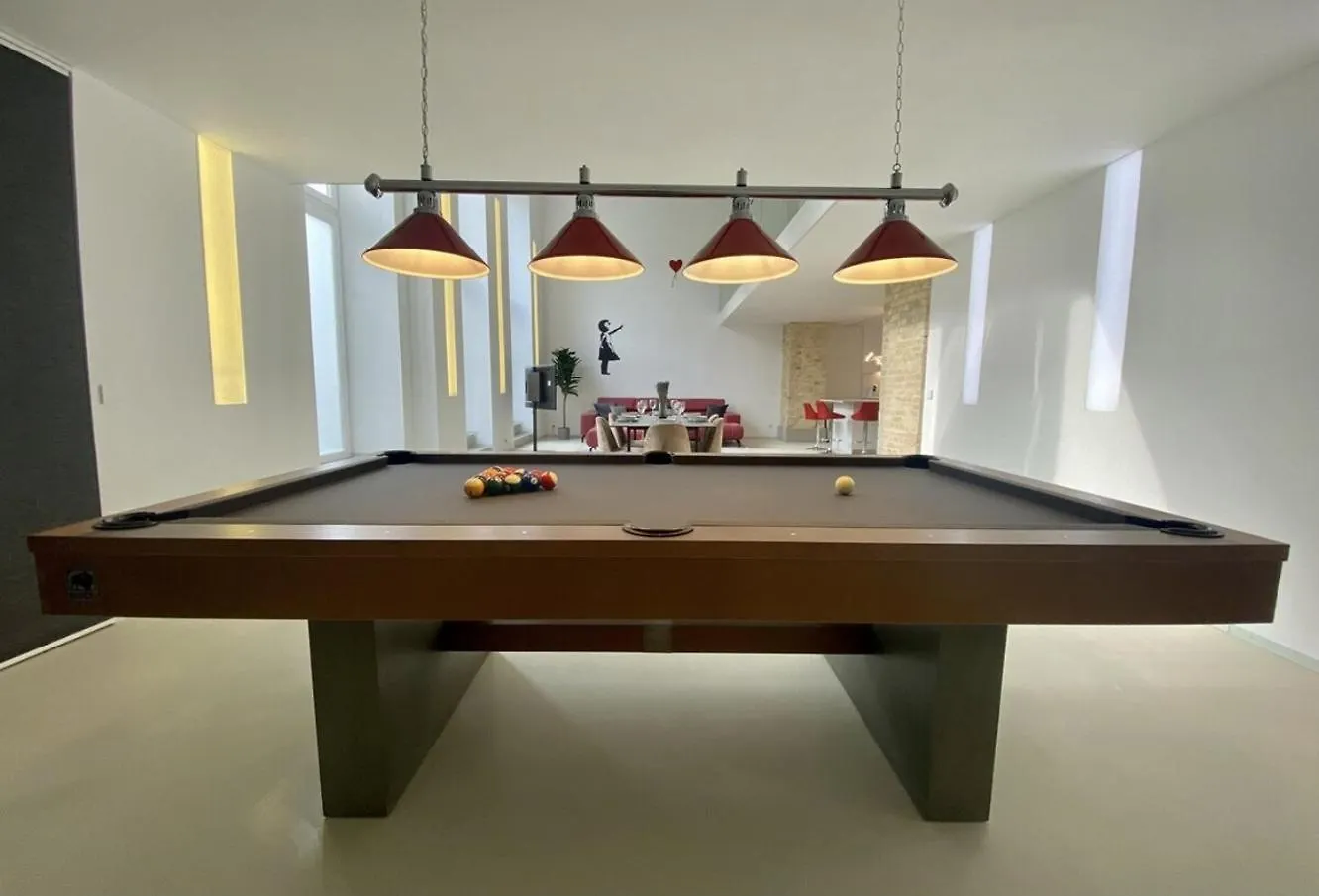 Loft With Pool Table, Kitchen Island & Gallery Berlin Apartment